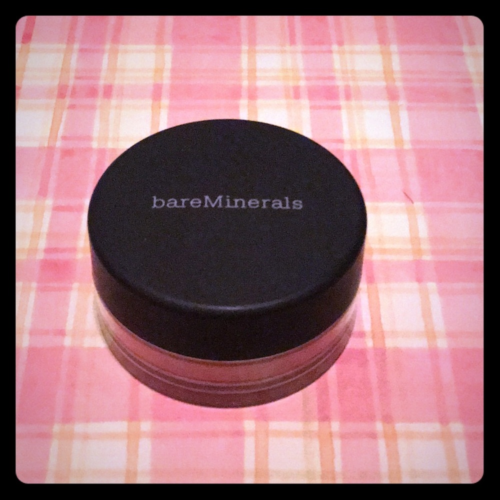 Bare minerals blush - beauty